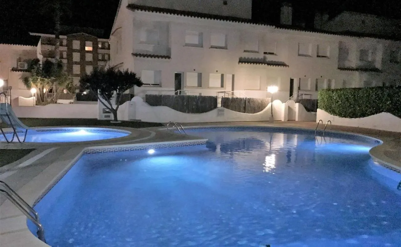 Villa Mantra House, La Casa De La Playa Segur de Calafell 0*,