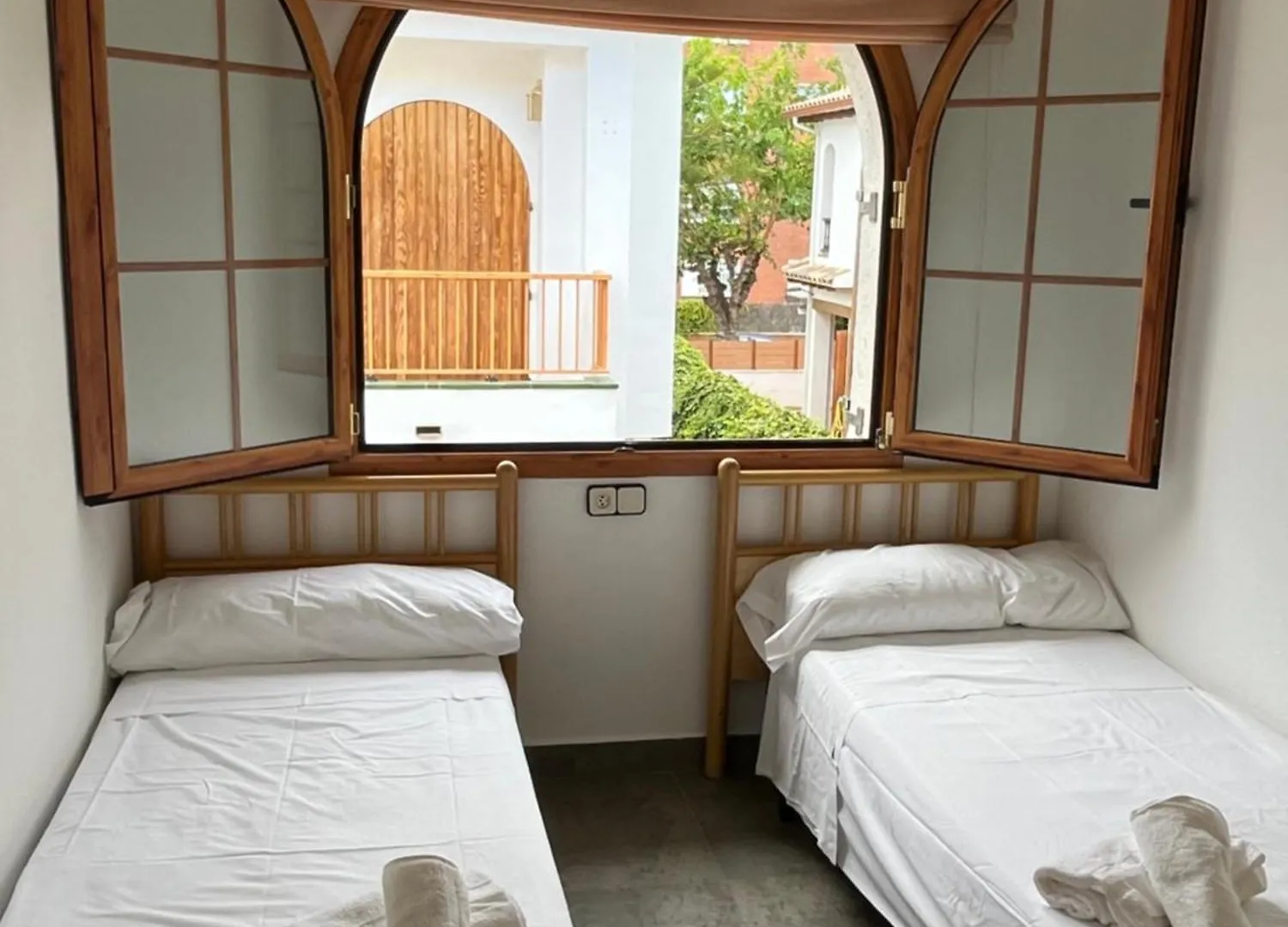 Villa Mantra House, La Casa De La Playa Segur de Calafell 0*,  España